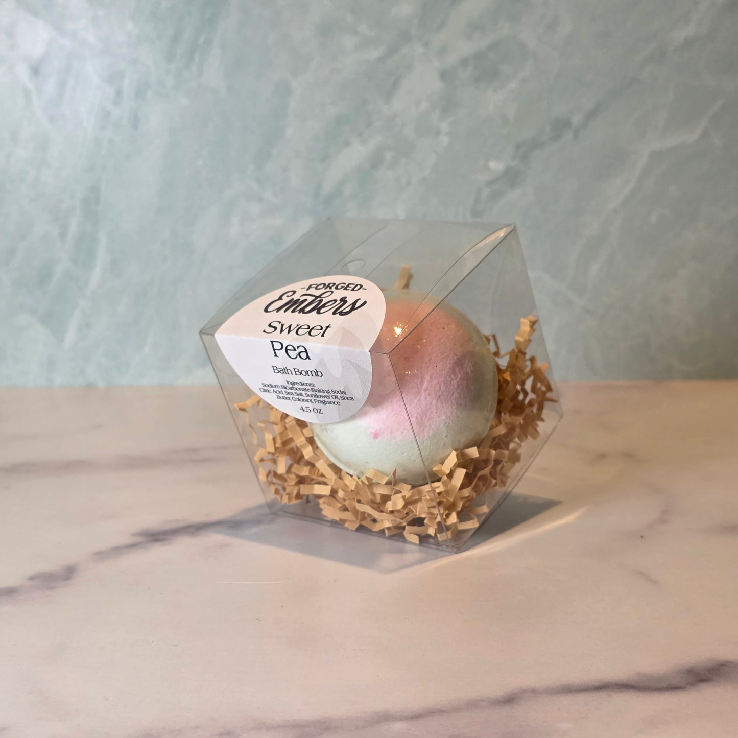 Sweet Pea Bath Bomb – Floral, Fresh, Simply Enchanting
Immerse yourself in a garden of fragrance with this dreamy blend of hyacinth, lily, violets, and wild jasmine, perfectly balanced with soft herbal and musky undertones. As it fizzes, your bath fills with a gentle, elegant aroma that soothes the senses and leaves your skin feeling soft, pampered, and lightly scented. Perfect for a serene self-care escape.
